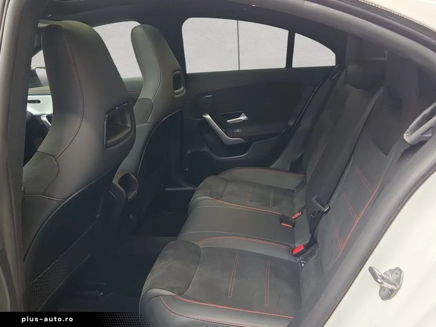 MERCEDES-BENZ CLA 250 e Coupé AMG