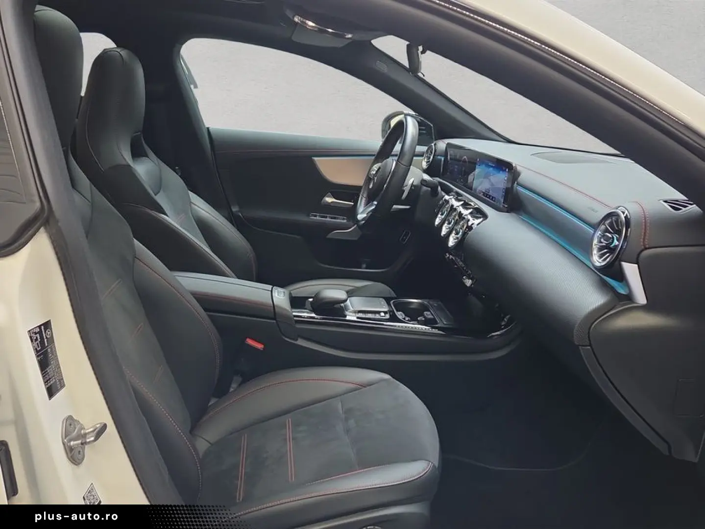 MERCEDES-BENZ CLA 250 e Coupé AMG