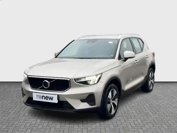 VOLVO XC40 2.0 B3 MHEV Core DCT