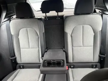 VOLVO XC40 2.0 B3 MHEV Core DCT