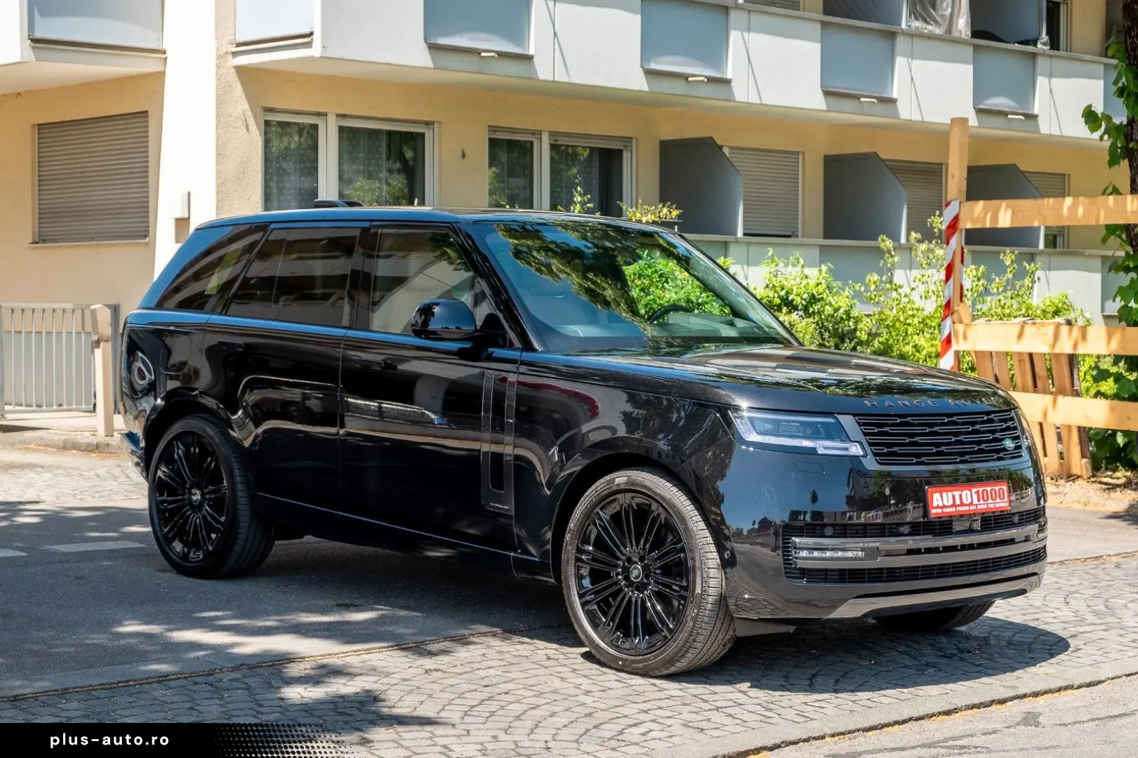 LAND ROVER Range Rover 3.0 D350 SWB Autobiography