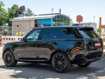 LAND ROVER Range Rover 3.0 D350 SWB Autobiography