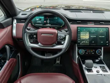 LAND ROVER Range Rover 3.0 D350 SWB Autobiography