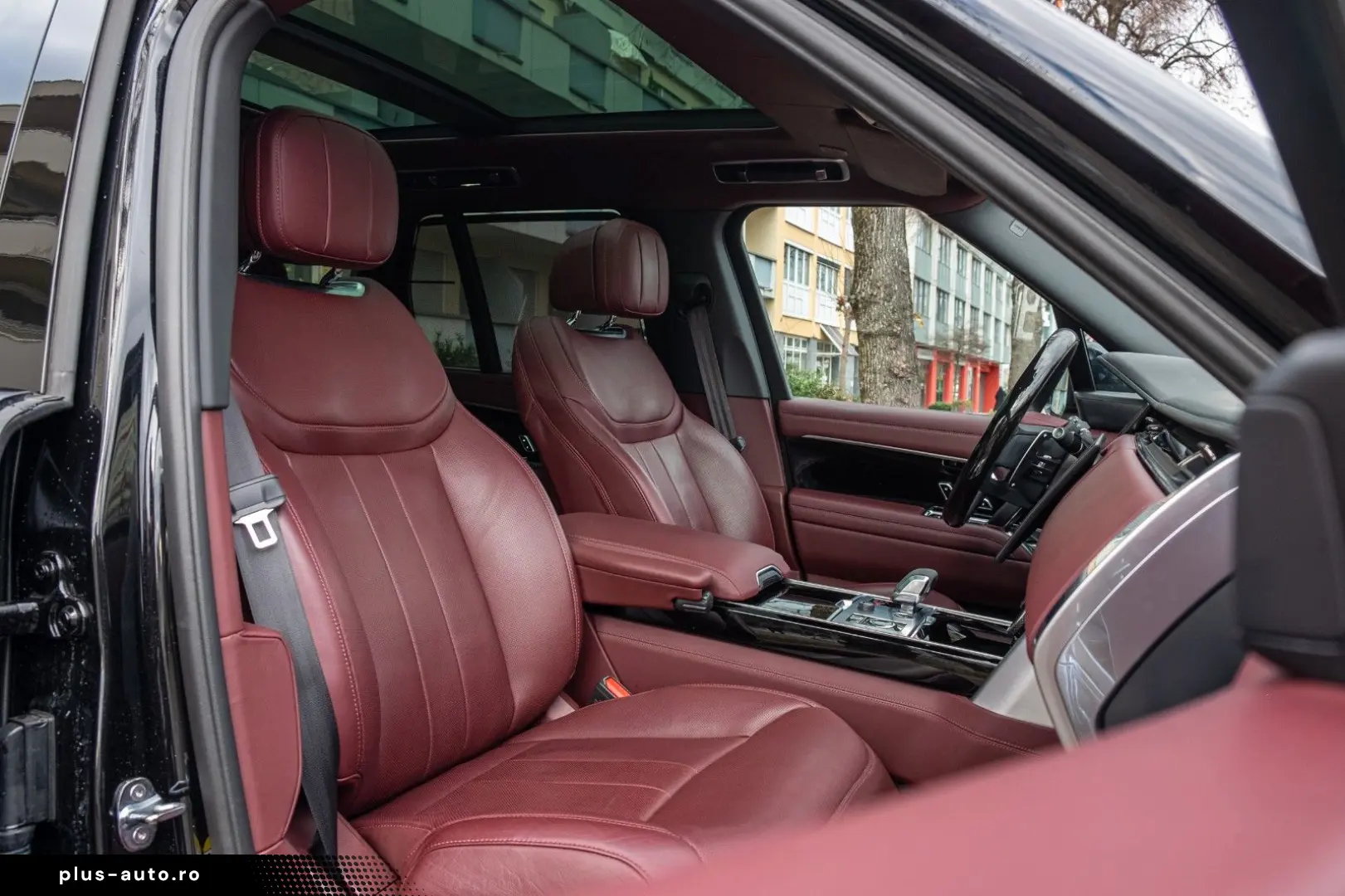 LAND ROVER Range Rover 3.0 D350 SWB Autobiography