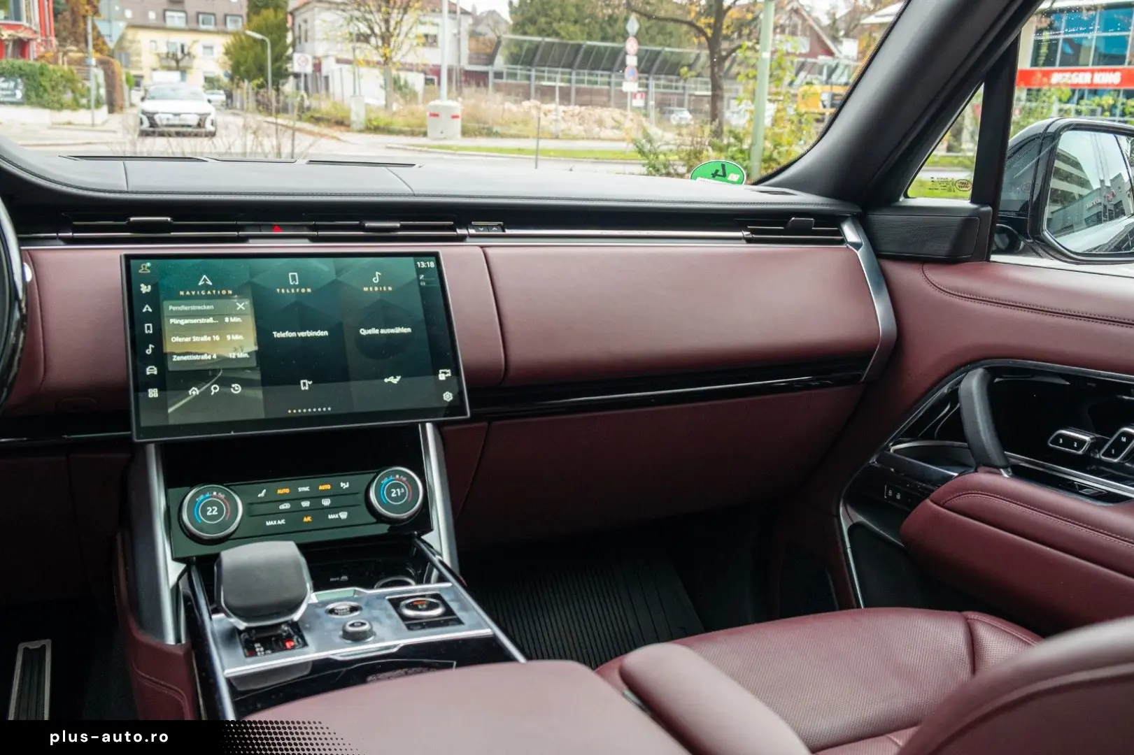 LAND ROVER Range Rover 3.0 D350 SWB Autobiography