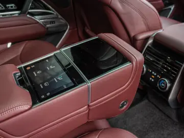 LAND ROVER Range Rover 3.0 D350 SWB Autobiography