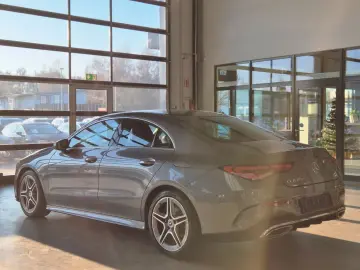 MERCEDES-BENZ CLA 200 AMG LINE