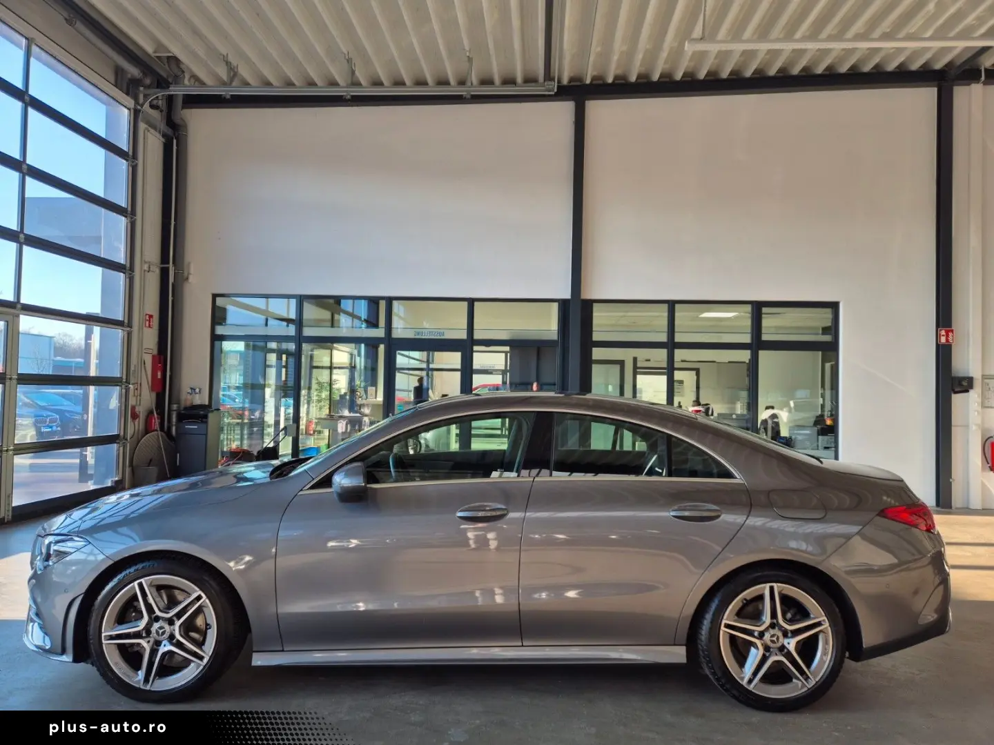 MERCEDES-BENZ CLA 200 AMG LINE