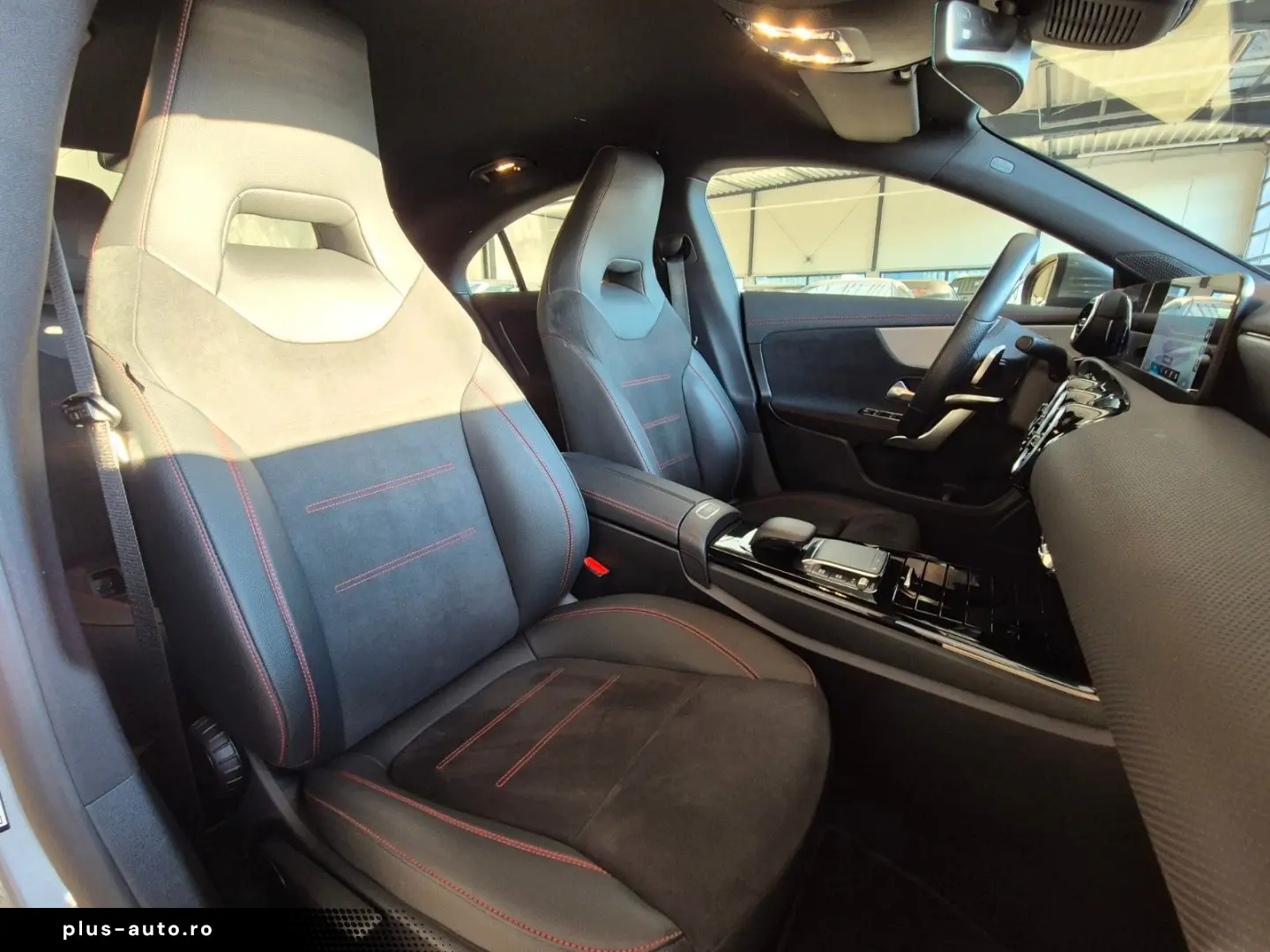 MERCEDES-BENZ CLA 200 AMG LINE