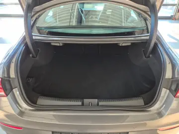 MERCEDES-BENZ CLA 200 AMG LINE