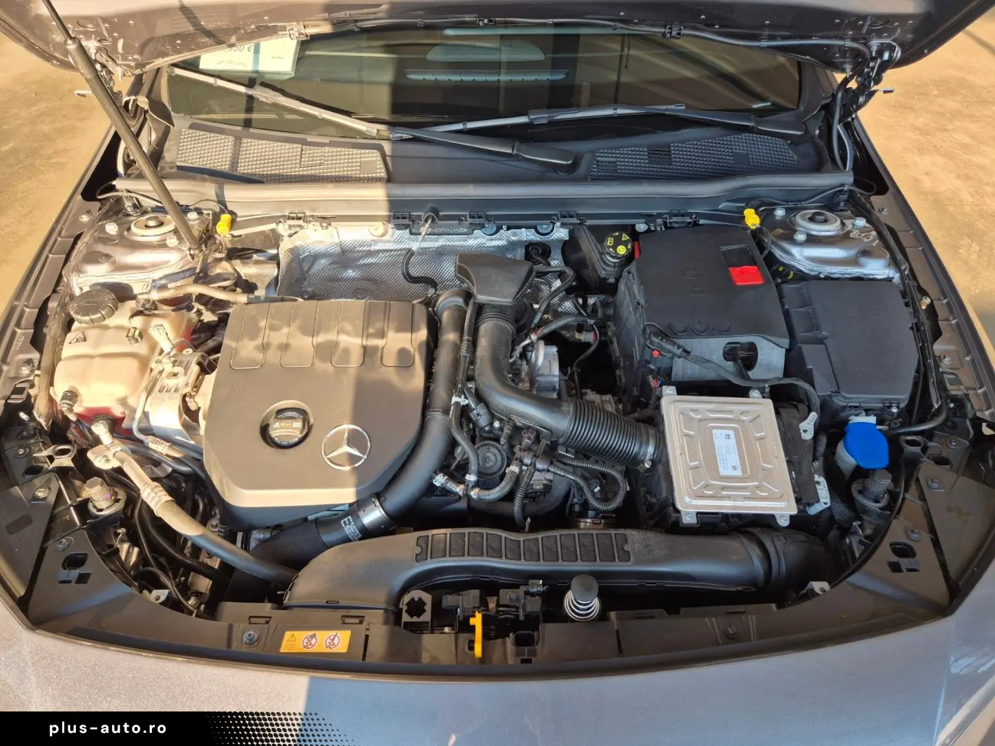 MERCEDES-BENZ CLA 200 AMG LINE