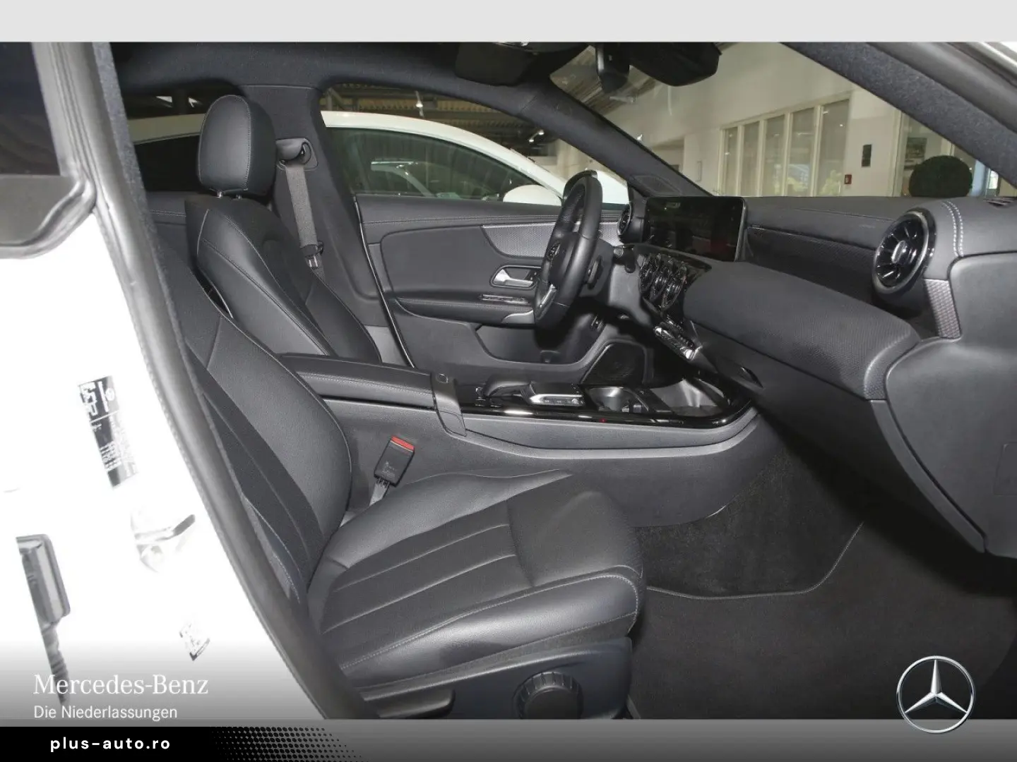 MERCEDES-BENZ CLA 250 e