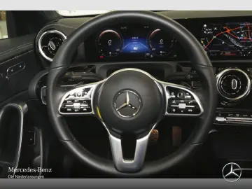 MERCEDES-BENZ CLA 250 e