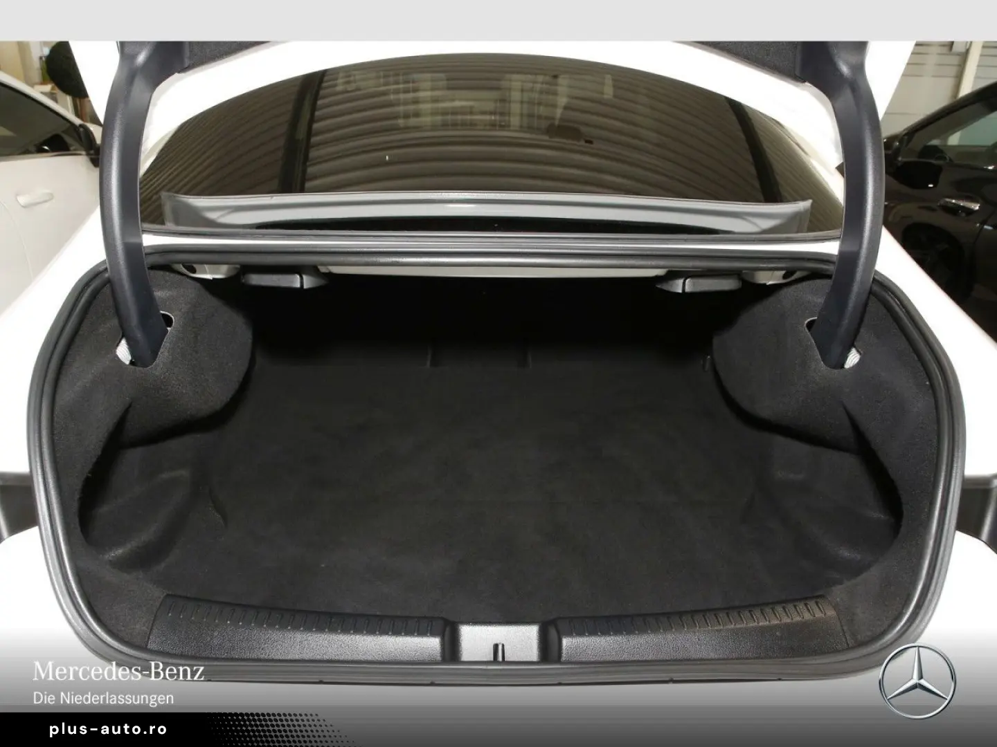 MERCEDES-BENZ CLA 250 e