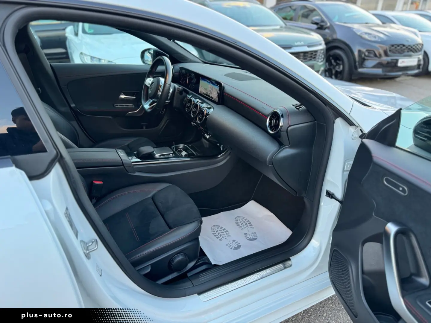 MERCEDES-BENZ CLA 200 d AMG-Line Night