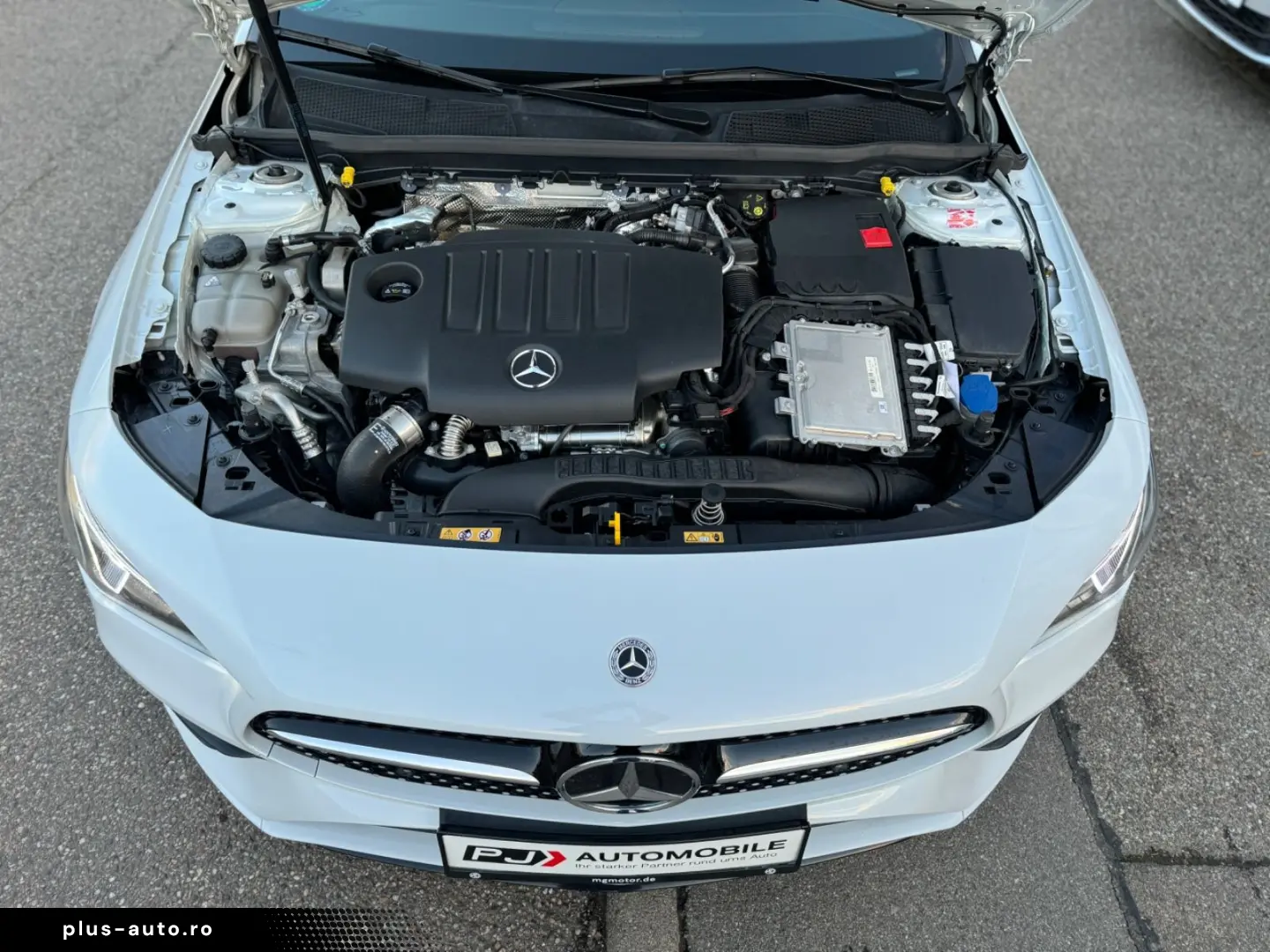 MERCEDES-BENZ CLA 200 d AMG-Line Night