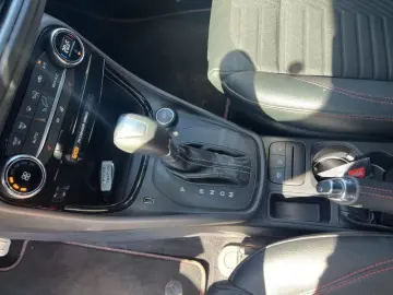 FORD PUMA 1.0 EcoBoost 125CP ST-Line X Vignale AT