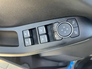 FORD PUMA 1.0 EcoBoost 125CP ST-Line X Vignale AT