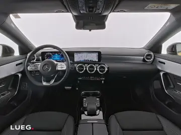 MERCEDES-BENZ CLA 250 e AMG