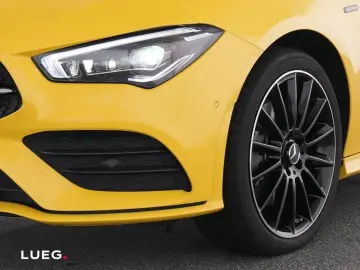 MERCEDES-BENZ CLA 250 e AMG