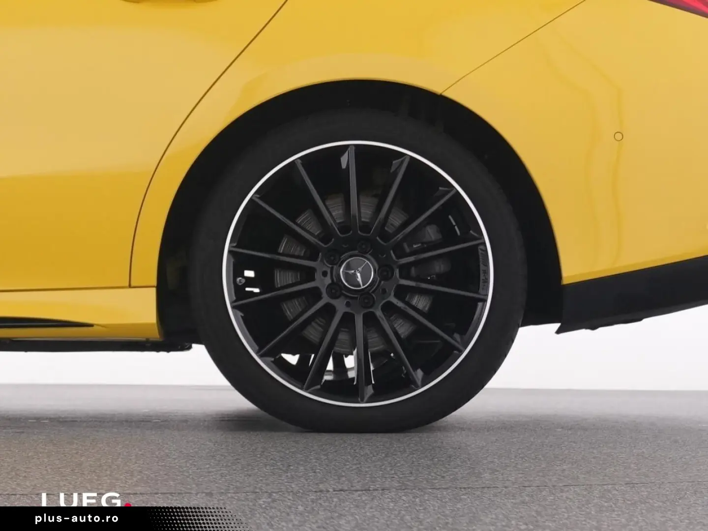 MERCEDES-BENZ CLA 250 e AMG