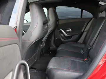 MERCEDES-BENZ CLA 250 4Matic AMG