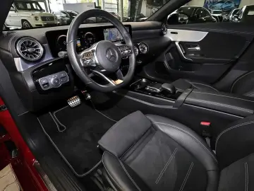 MERCEDES-BENZ CLA 250 e Coupé AMG