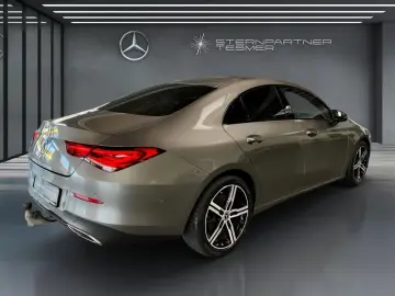 MERCEDES-BENZ CLA 220 d