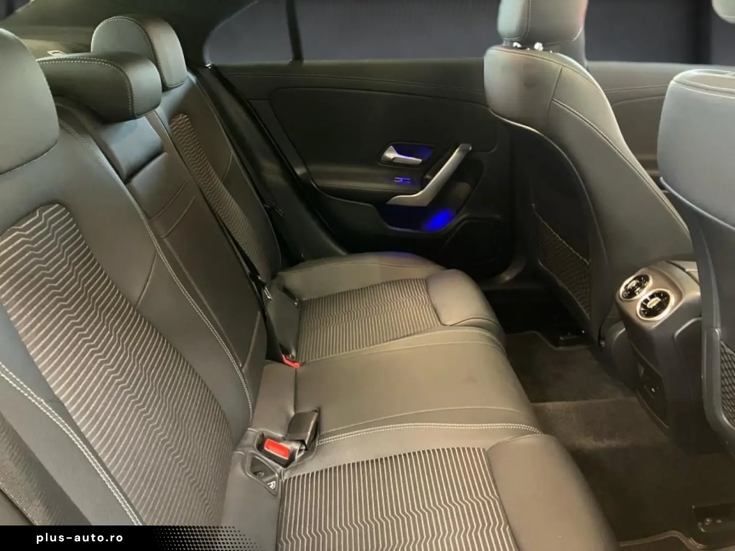 MERCEDES-BENZ CLA 220 d