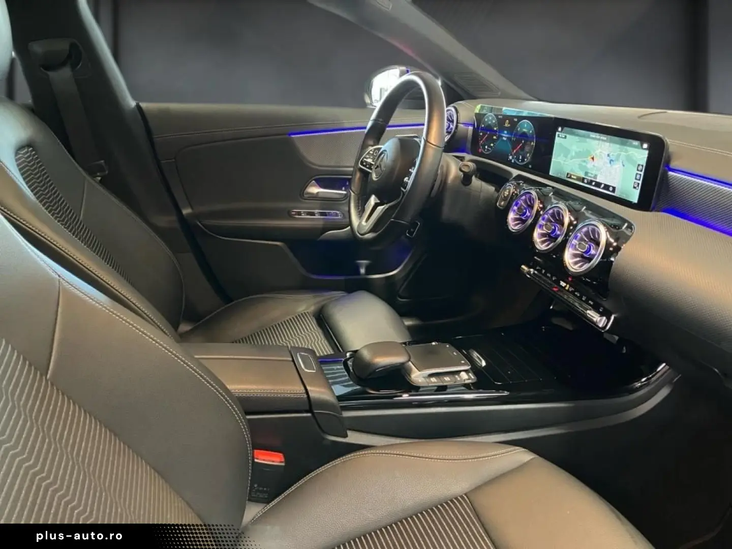 MERCEDES-BENZ CLA 220 d