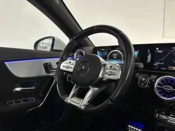 MERCEDES-BENZ CLA 35 AMG 4Matic