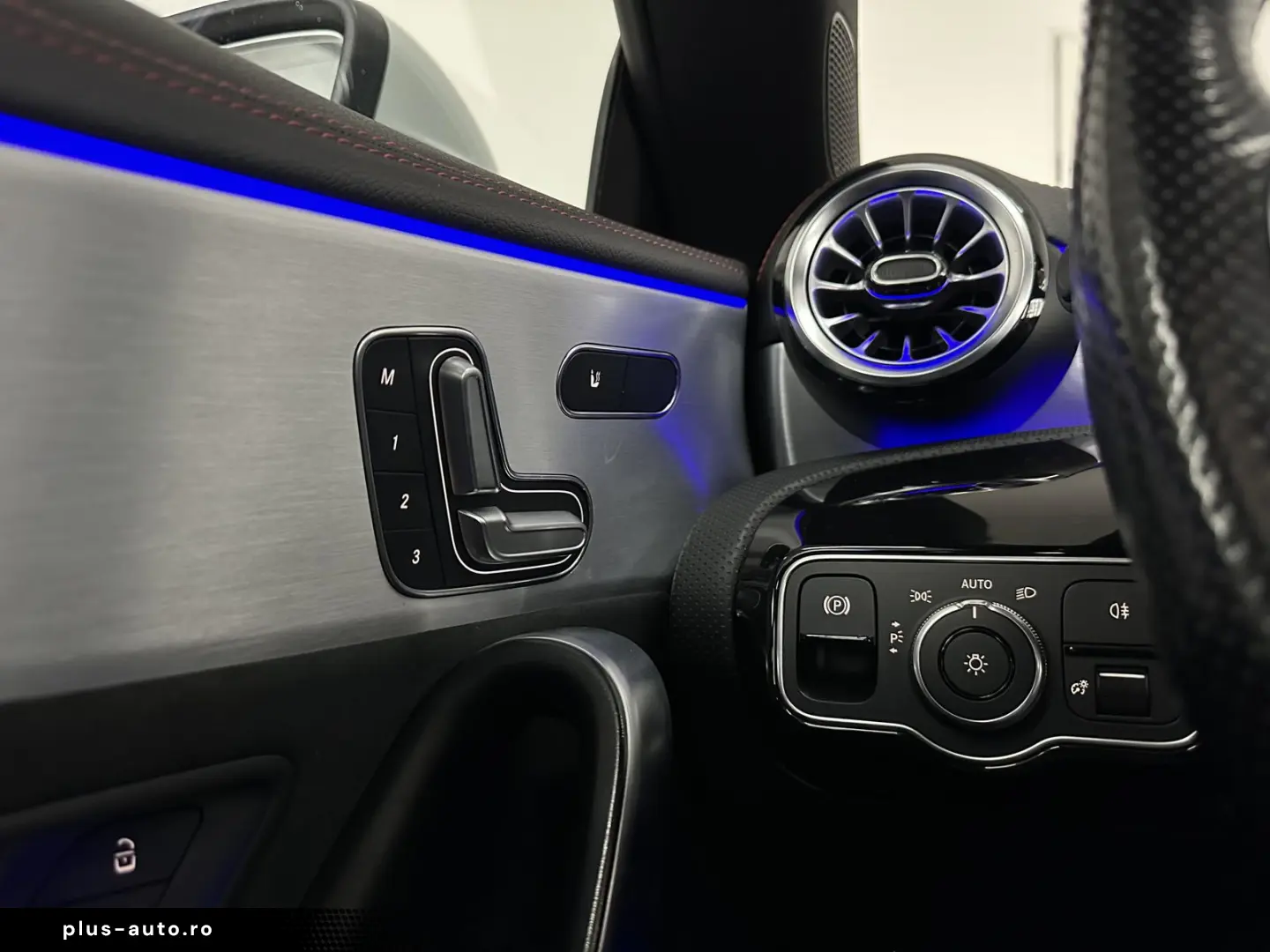 MERCEDES-BENZ CLA 35 AMG 4Matic