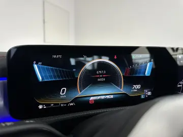 MERCEDES-BENZ CLA 35 AMG 4Matic