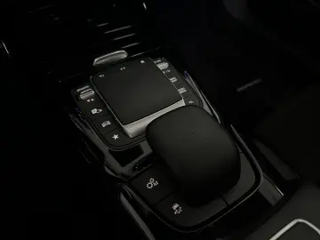 MERCEDES-BENZ CLA 35 AMG 4Matic