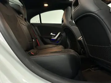 MERCEDES-BENZ CLA 35 AMG 4Matic