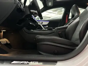 MERCEDES-BENZ CLA 35 AMG 4Matic