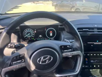 HYUNDAI TUCSON 1.6T-GDi 180CP Hybrid Luxury 7DCT 2WD