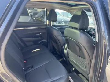 HYUNDAI TUCSON 1.6T-GDi 180CP Hybrid Luxury 7DCT 2WD