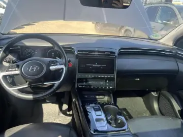 HYUNDAI TUCSON 1.6T-GDi 180CP Hybrid Luxury 7DCT 2WD