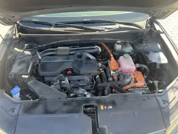 HYUNDAI TUCSON 1.6T-GDi 180CP Hybrid Luxury 7DCT 2WD