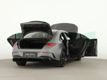 MERCEDES-BENZ CLA 35 AMG 4M