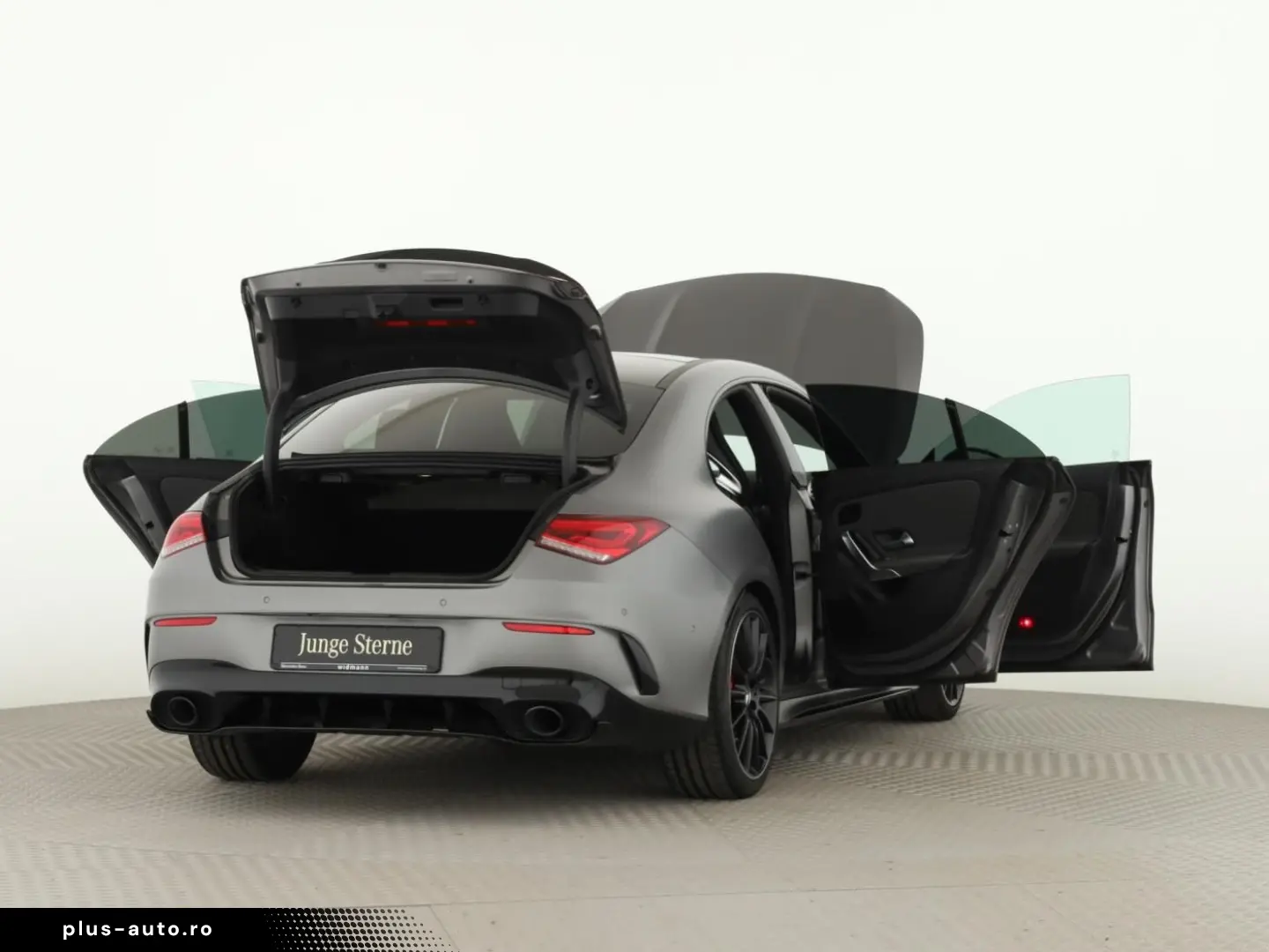 MERCEDES-BENZ CLA 35 AMG 4M