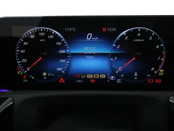 MERCEDES-BENZ CLA 35 AMG 4M