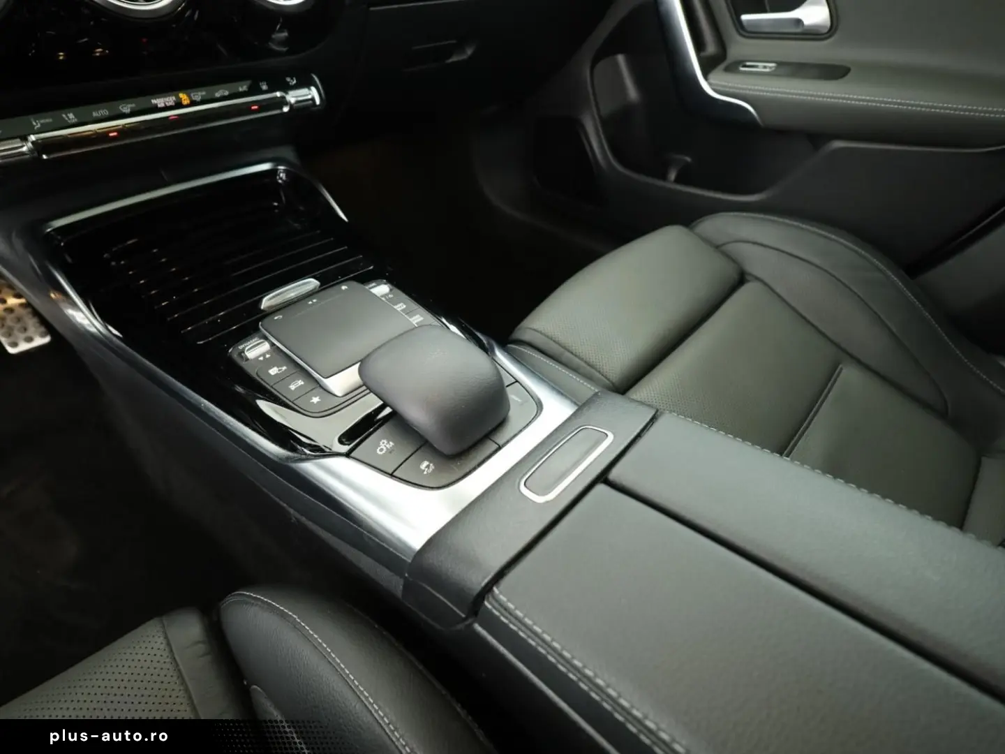 MERCEDES-BENZ CLA 35 AMG 4M