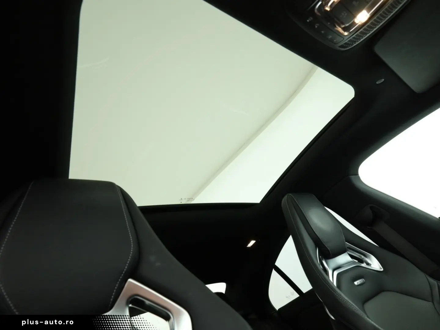 MERCEDES-BENZ CLA 35 AMG 4M