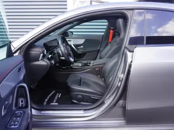 MERCEDES-BENZ CLA 35 AMG