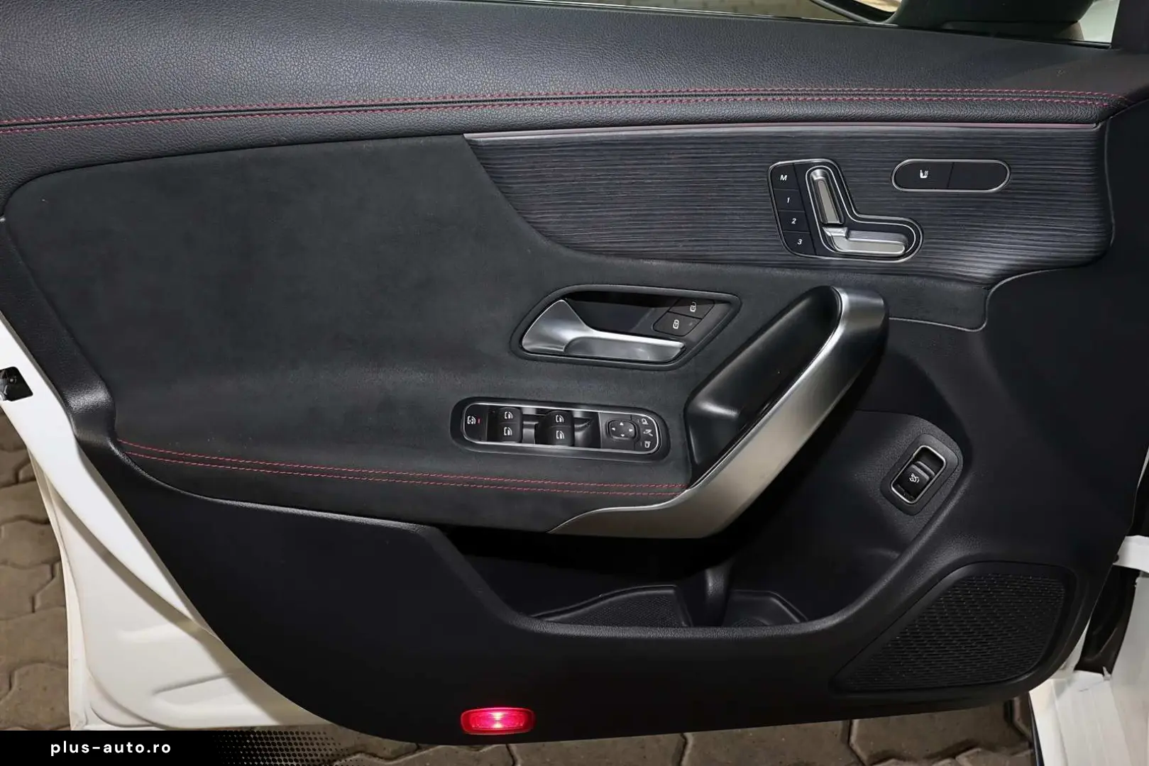 MERCEDES-BENZ CLA 45 AMG 4M