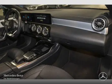 MERCEDES-BENZ CLA 35 4M CP AMG