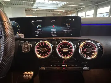 MERCEDES-BENZ CLA 45 AMG