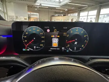 MERCEDES-BENZ CLA 45 AMG